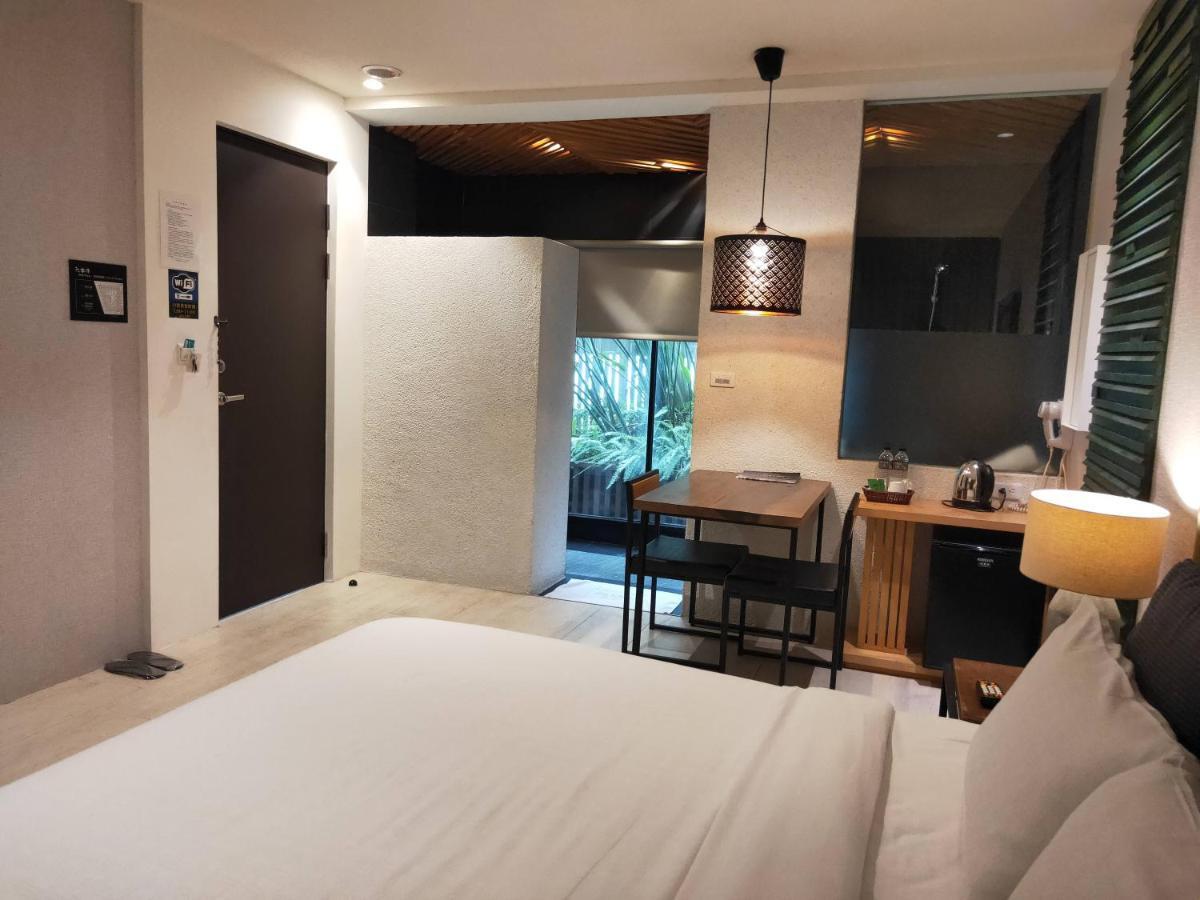 Roppongi Motel Pingtung Zewnętrze zdjęcie